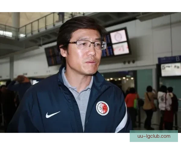 克林斯曼被解雇后洪明甫接任韩国队主帅引发外界关注